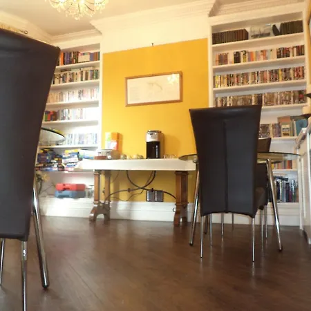 Bed & Breakfast Cook's Quarters